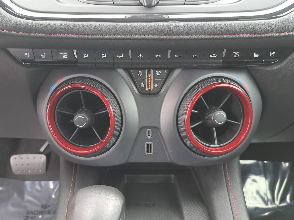 Used 2020 Chevrolet Blazer RS image 24