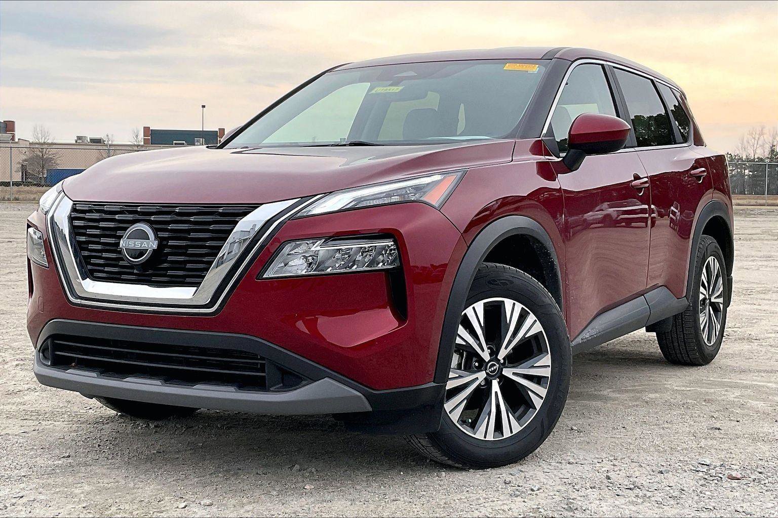 Certified 2023 Nissan Rogue SV image 2