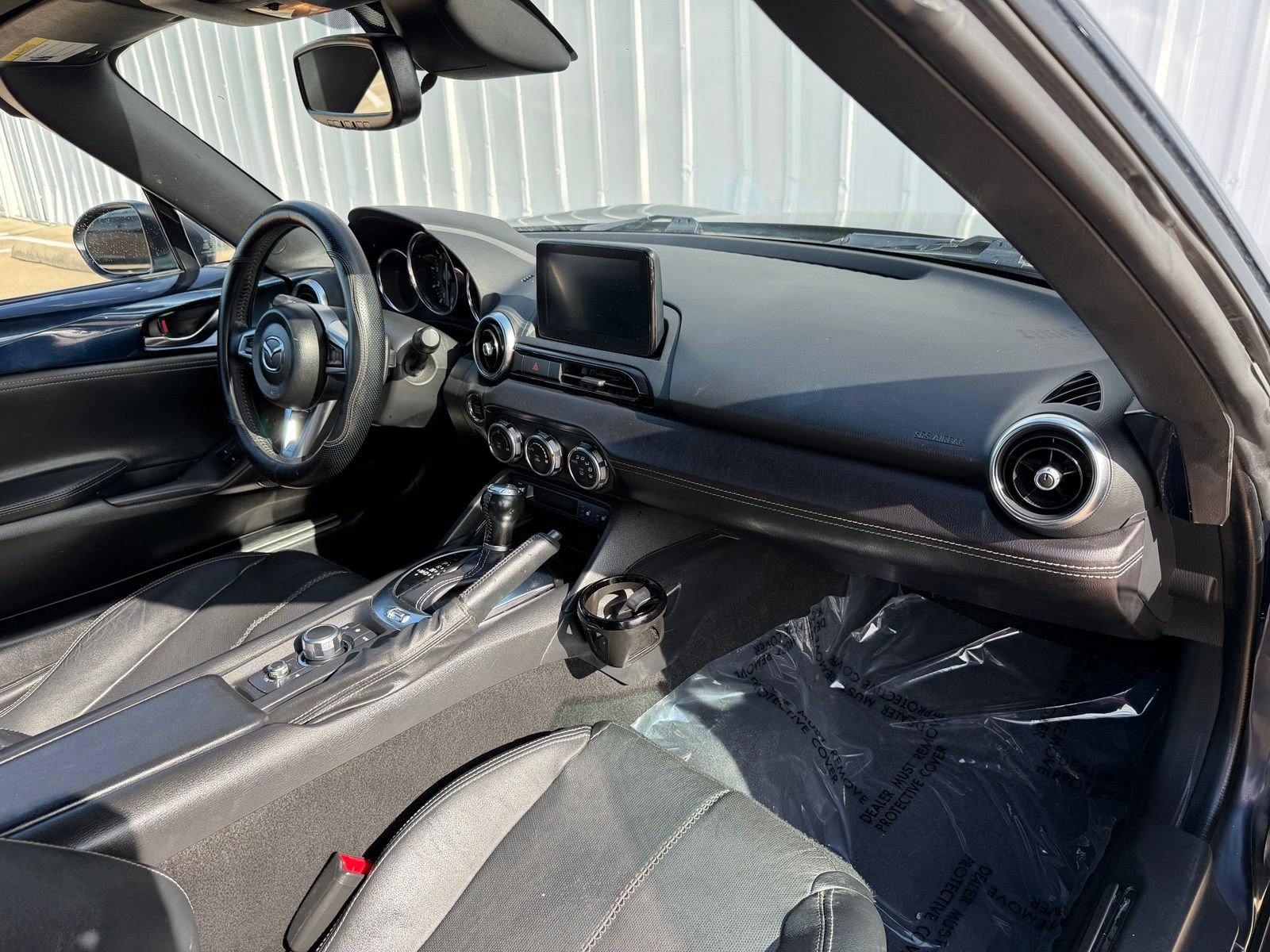 Used 2021 MAZDA MX-5 Miata RF Grand Touring RWD image 16