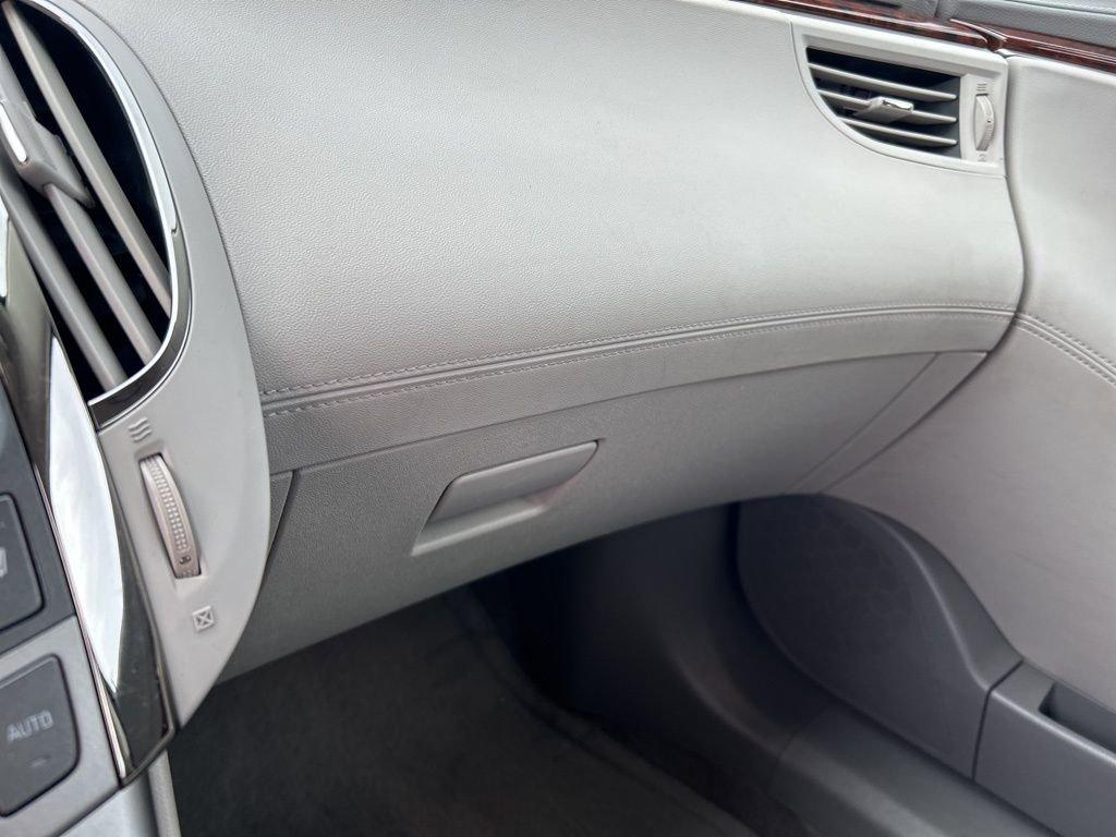 Used 2011 Buick LaCrosse CXL image 22