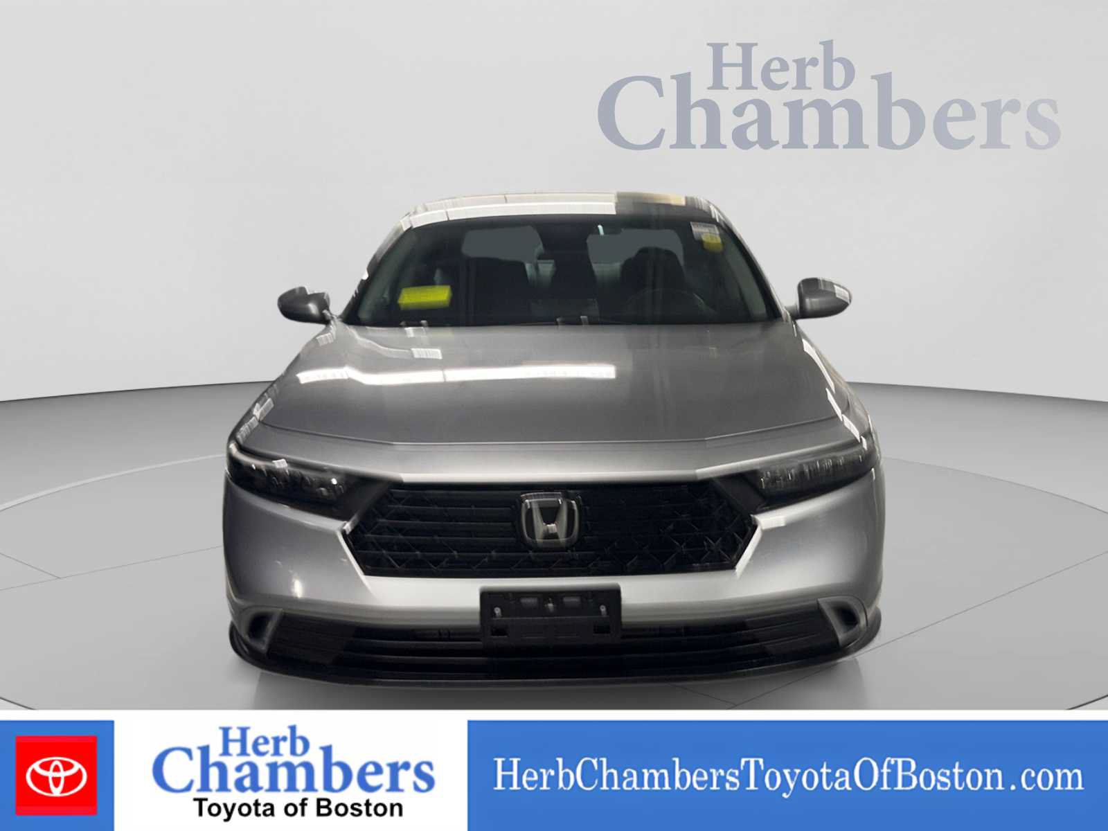 Used 2023 Honda Accord EX image 2