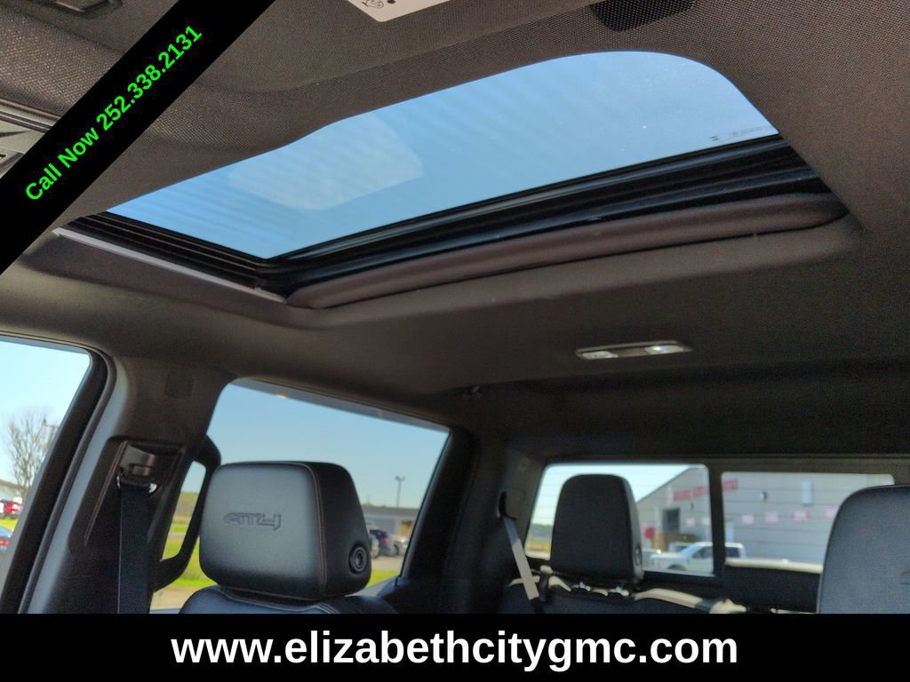 Used 2023 GMC Sierra 1500 AT4 w/ Technology Package image 11