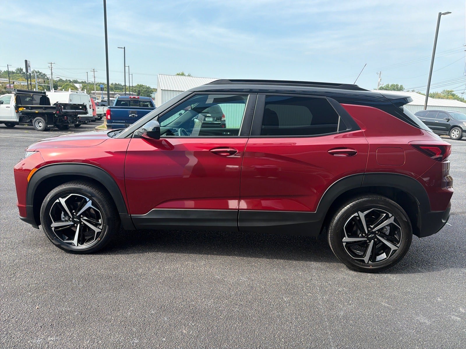 Used 2022 Chevrolet TrailBlazer RS w/ Sun and Liftgate Package AWD/4WD image 9