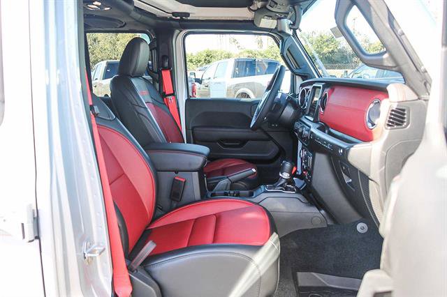 New 2023 Jeep Wrangler Unlimited Rubicon 4xe image 17