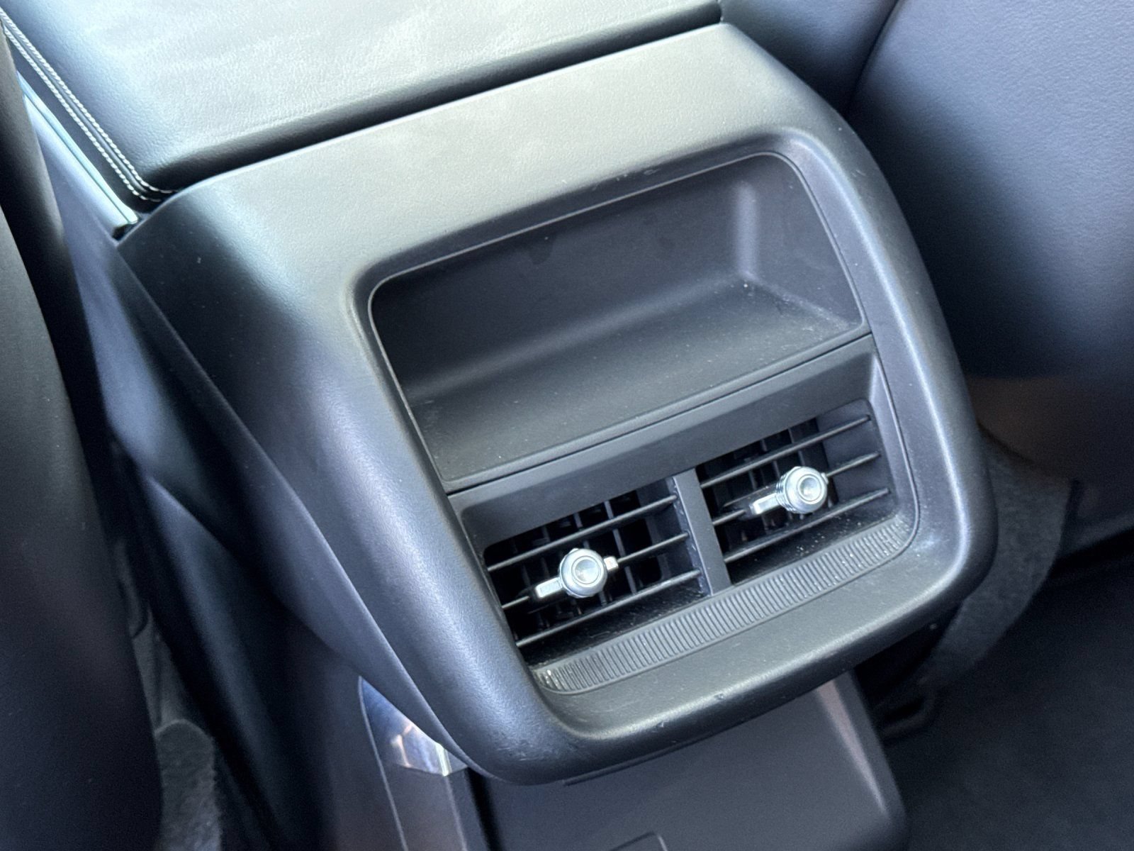 Used 2024 Cadillac Lyriq Sport RWD image 34
