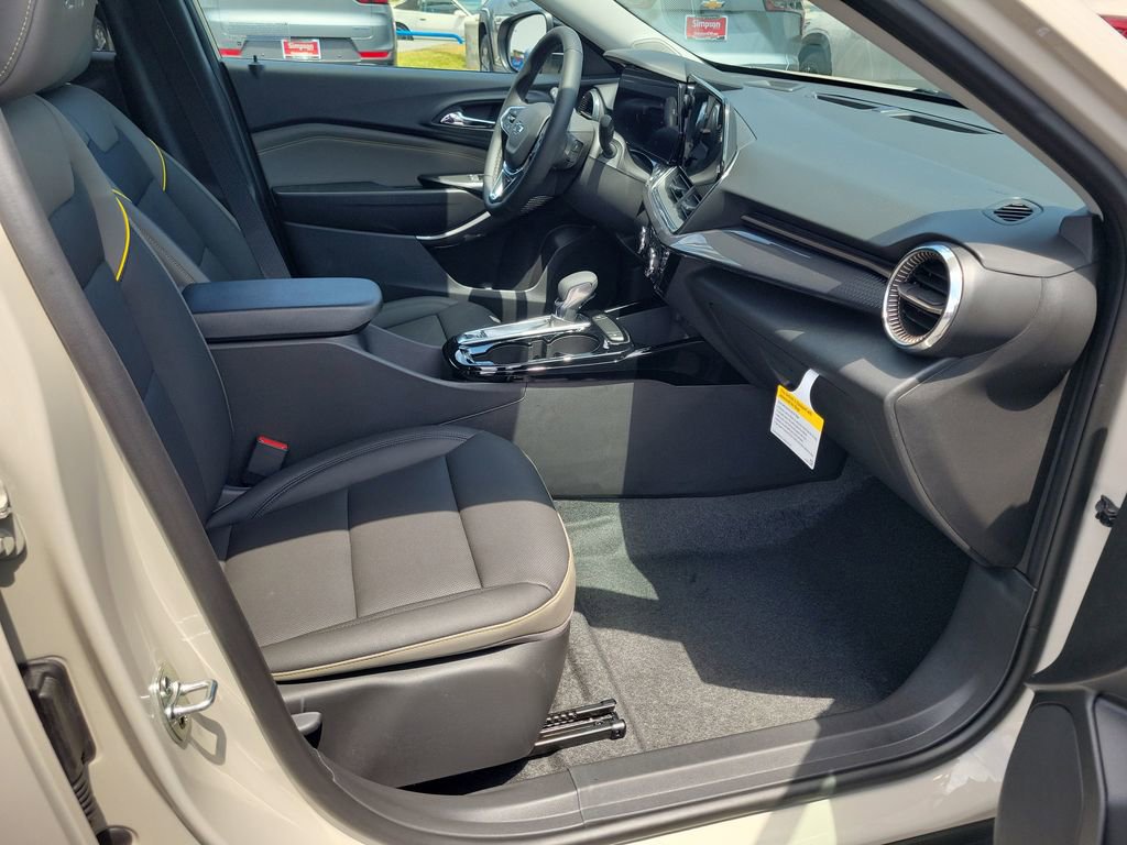New 2026 Chevrolet Trax ACTIV w/ Driver Confidence Package FWD image 15
