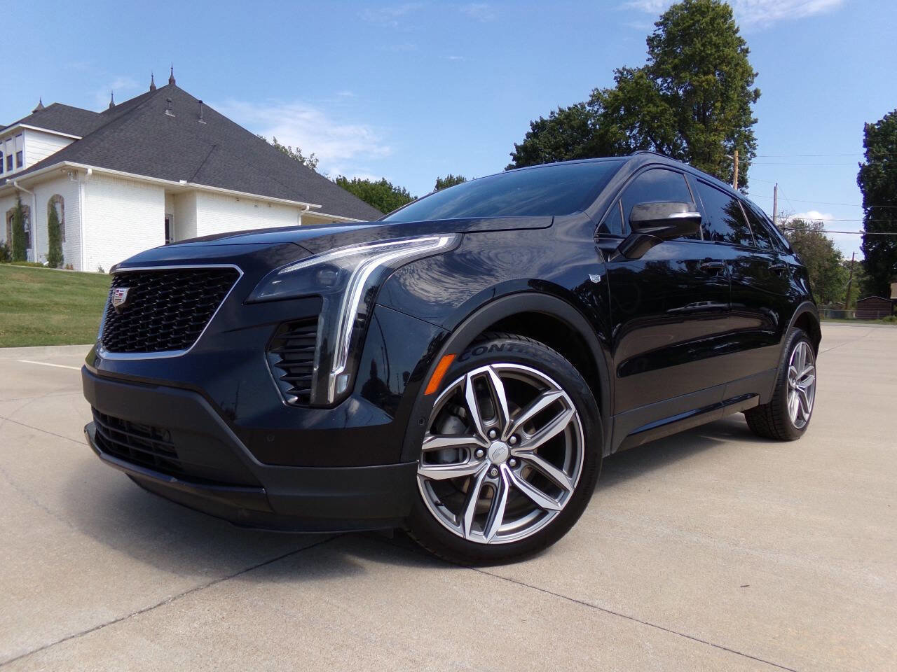 Used 2022 Cadillac XT4 Sport AWD/4WD image 15