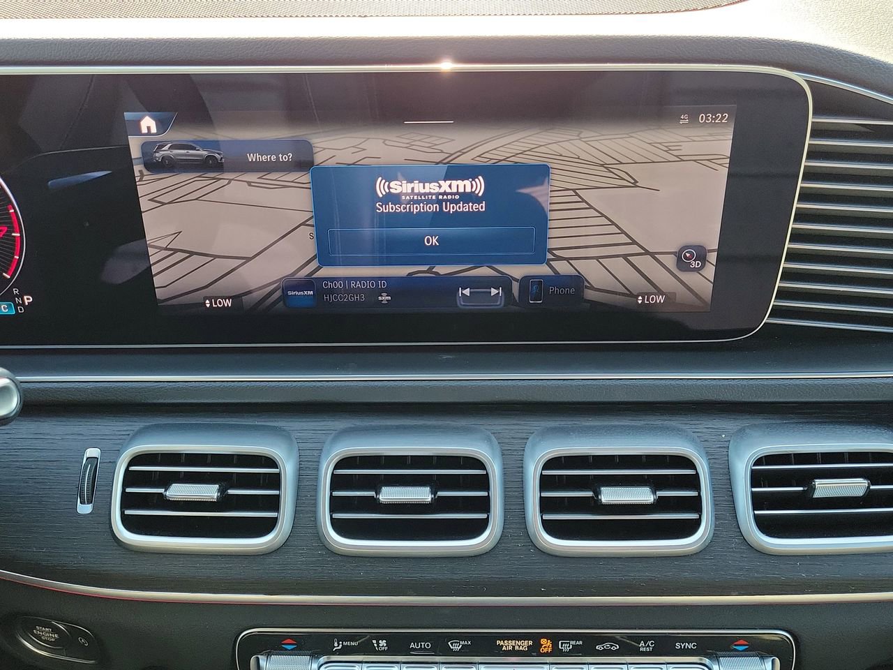 Used 2025 Mercedes-Benz GLE 350 4MATIC image 17