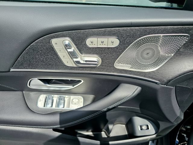 New 2026 Mercedes-Benz GLS 580 4MATIC image 21