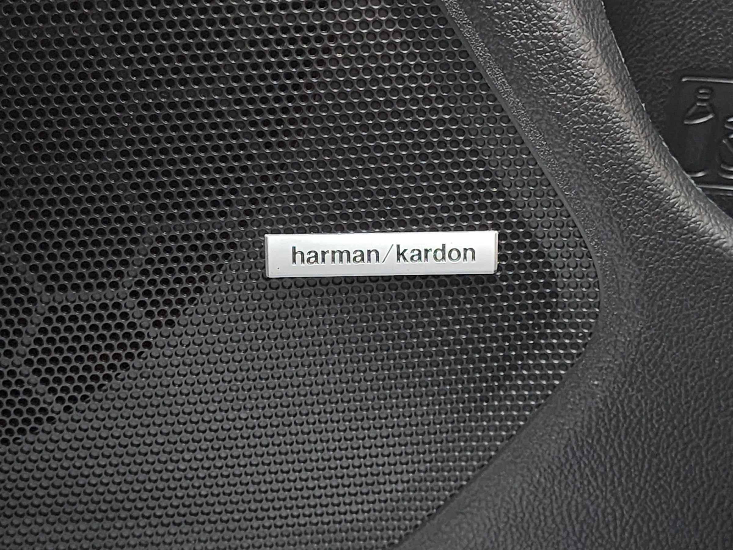 Used 2016 Subaru Outback 3.6R Limited image 20