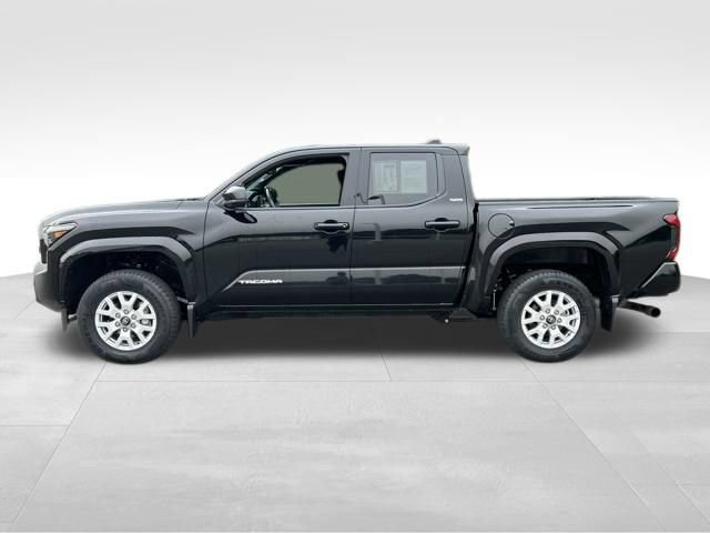 Certified 2025 Toyota Tacoma SR5 AWD/4WD video 2