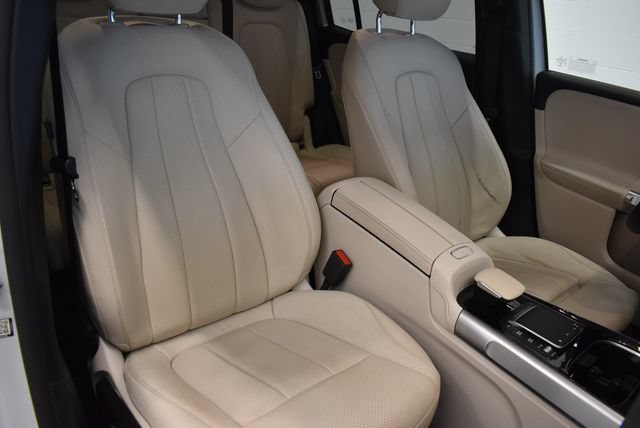 Used 2022 Mercedes-Benz GLB 250 4MATIC image 6