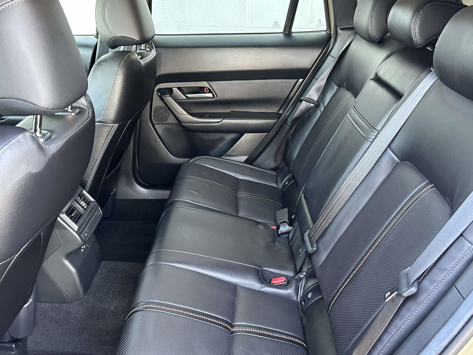 Used 2025 MAZDA CX-50 AWD 2.5 Turbo w/ Weather Package image 13