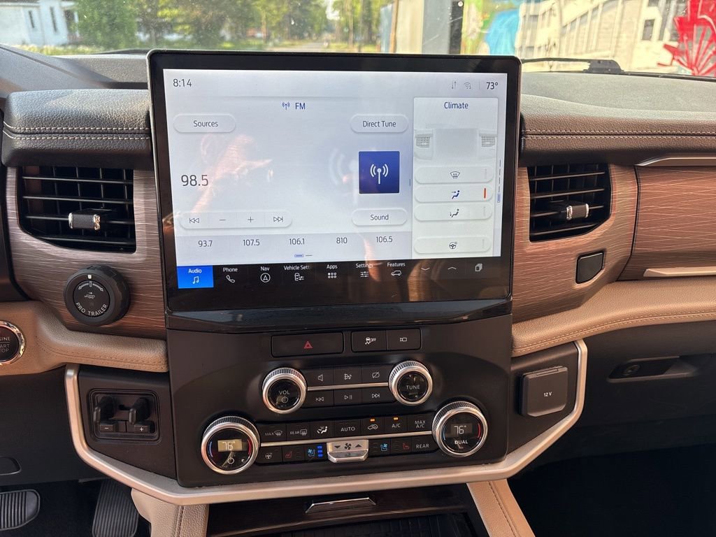 Used 2023 Ford Expedition Max Limited image 15