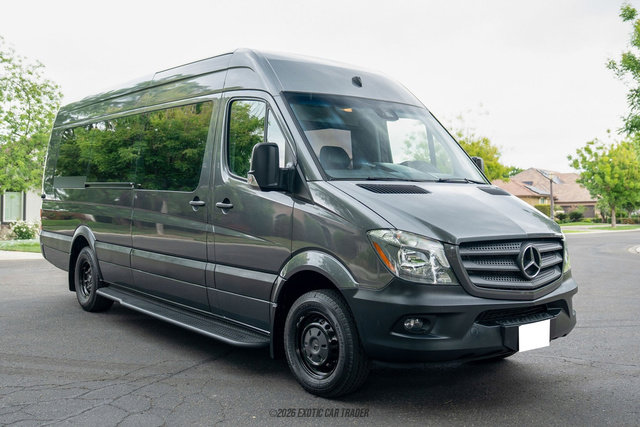 Used 2017 Mercedes-Benz Sprinter 3500 image 12