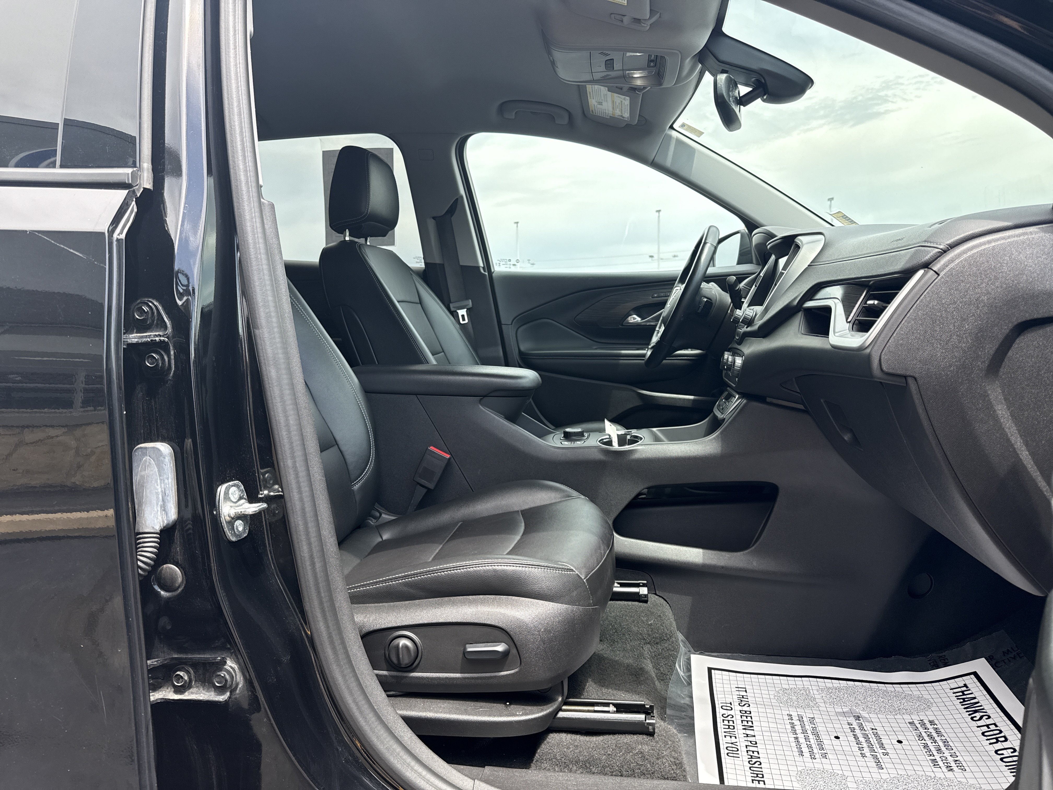 Used 2024 GMC Terrain SLT FWD image 16