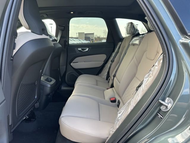 New 2026 Volvo XC60 B5 Plus w/ Climate Package PRO image 11