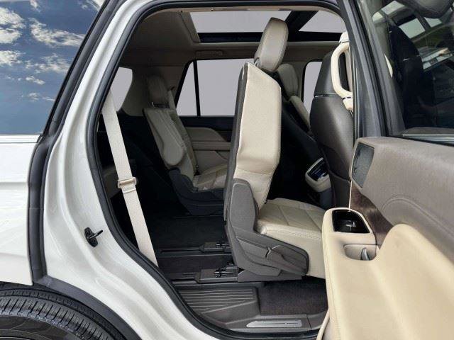 Used 2023 Lincoln Navigator Reserve RWD image 49
