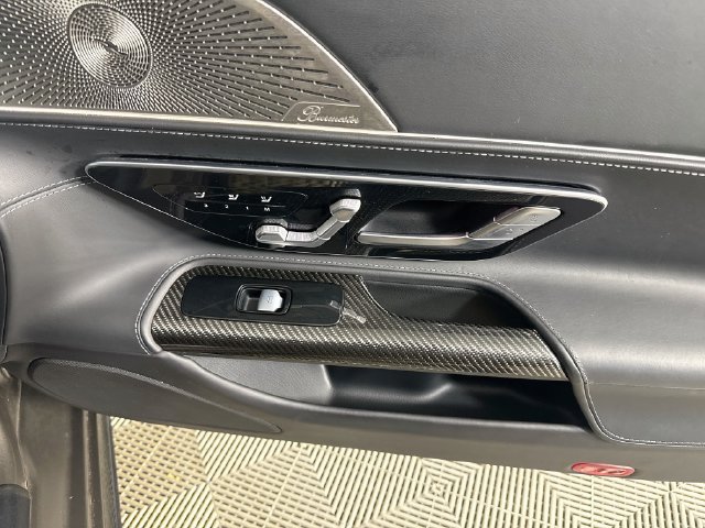 Used 2022 Mercedes-Benz SL 55 AMG 4MATIC image 28