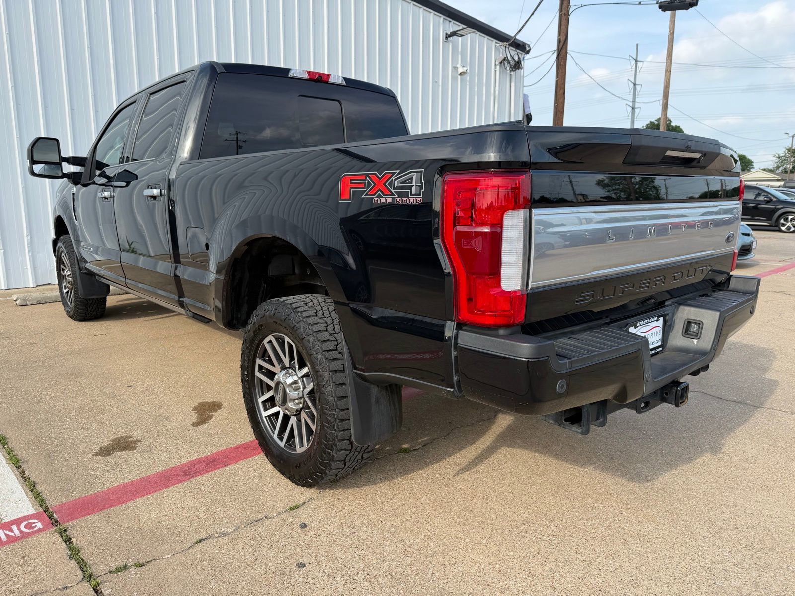 Used 2019 Ford F250 Limited w/ FX4 Off-Road Package AWD/4WD image 4
