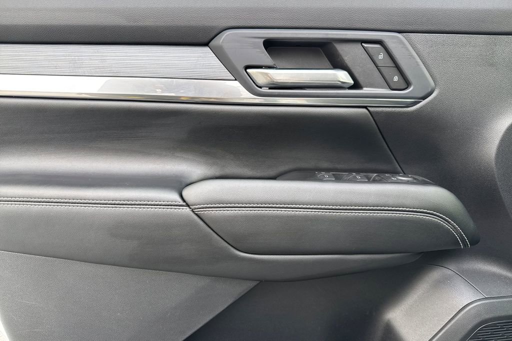 Used 2026 GMC Terrain Elevation AWD/4WD image 11