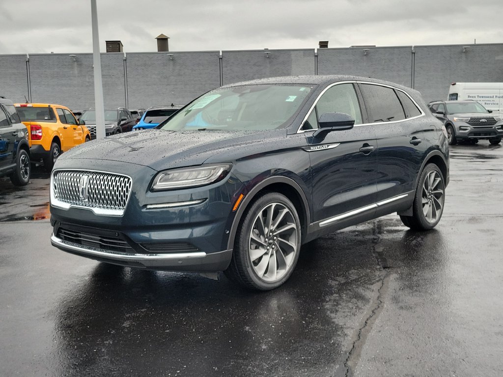 Certified 2023 Lincoln Nautilus Reserve w/ Equipment Group 201A AWD/4WD image 8