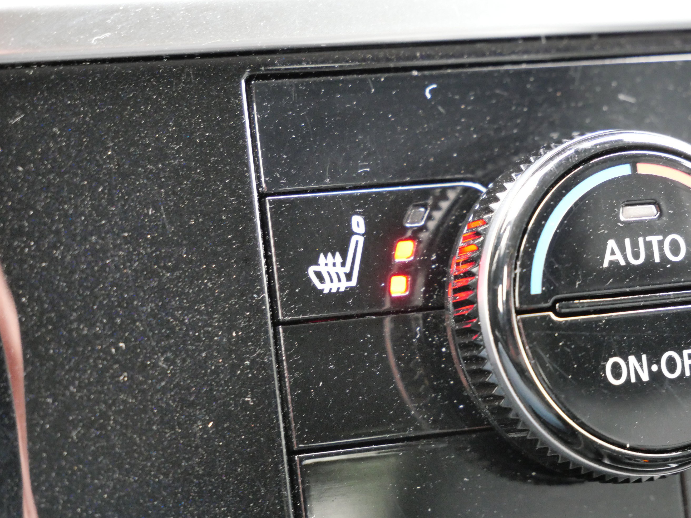 Used 2023 Nissan Pathfinder SL image 29