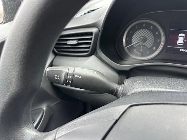 Used 2019 Hyundai Veloster 2.0 image 24