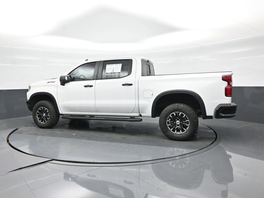 Used 2025 Chevrolet Silverado 1500 ZR2 w/ Technology Package AWD/4WD image 9
