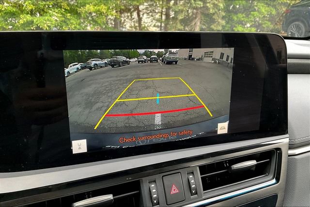 Certified 2024 Lexus ES 250 w/ Premium Package AWD/4WD image 14
