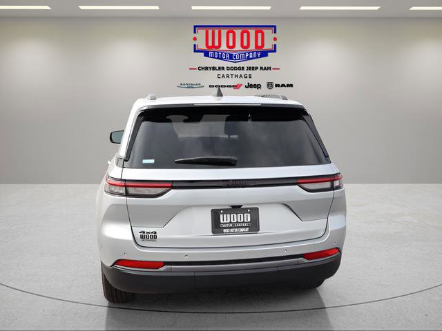 New 2026 Jeep Grand Cherokee Laredo image 5