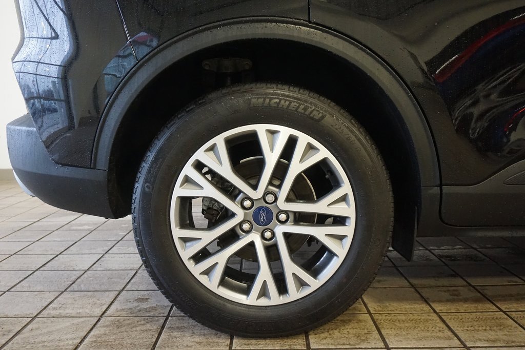 Used 2022 Ford Escape SEL w/ Technology Package image 36