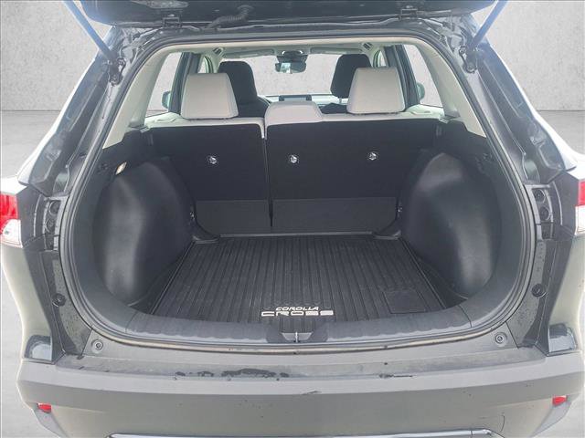 Used 2025 Toyota Corolla Cross L FWD image 17