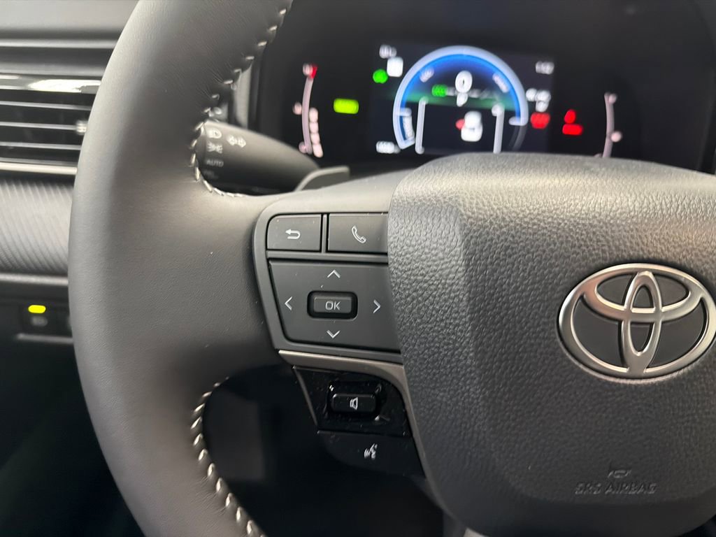 Used 2026 Toyota Camry SE w/ Convenience Package image 23