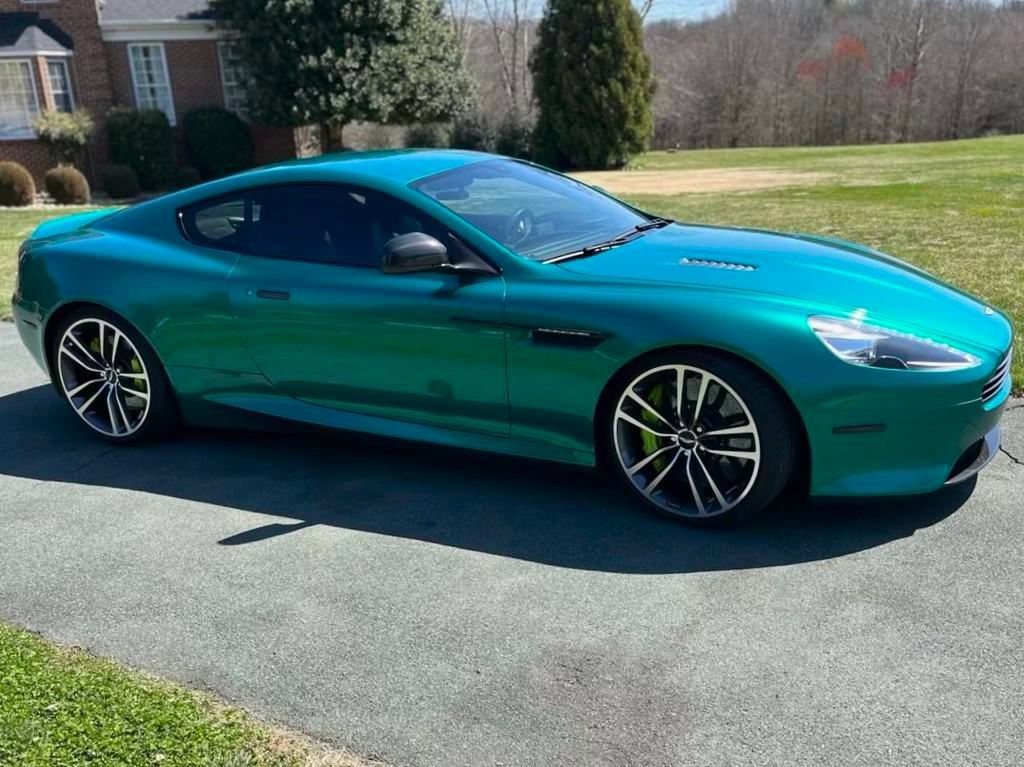 Used 2015 Aston Martin DB9 Coupe RWD image 18