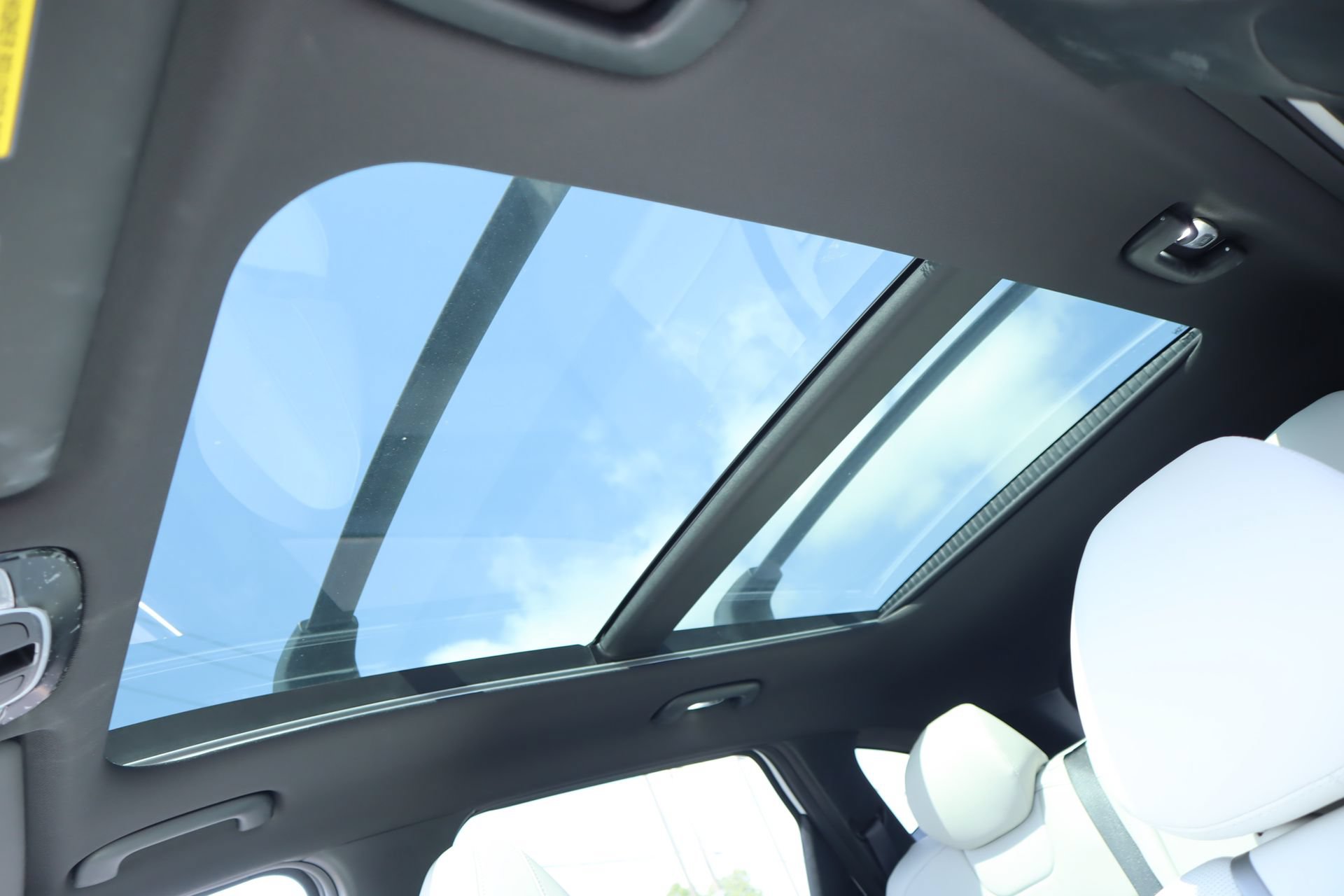 New 2026 Hyundai Tucson Limited AWD/4WD image 16
