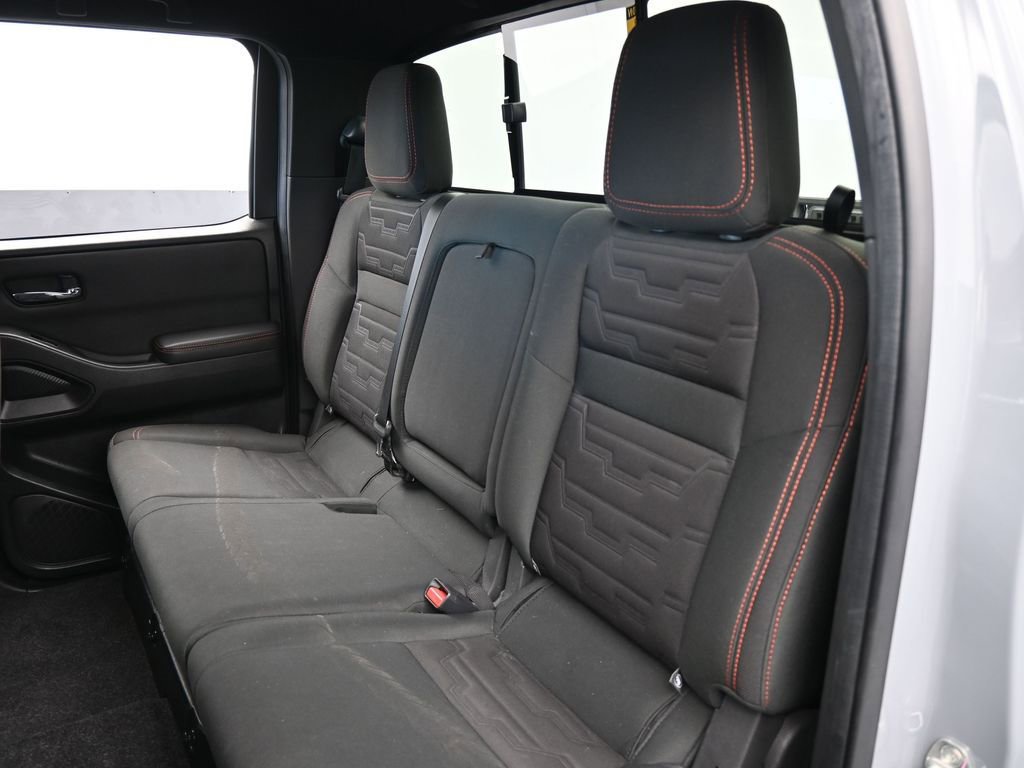 Used 2022 Nissan Frontier Pro-X image 32