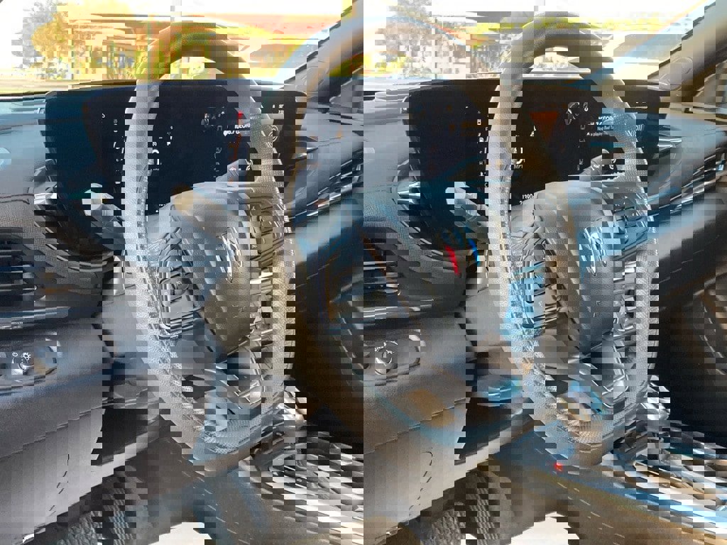 Used 2025 Buick Envista Preferred image 10