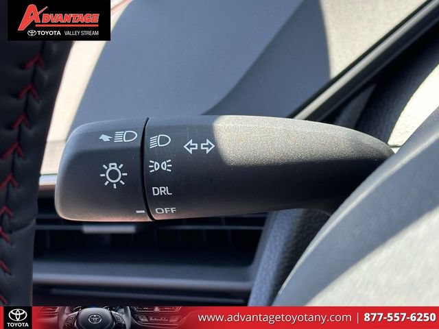 Used 2025 Toyota Prius Plug-In Hybrid FWD image 26