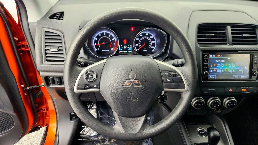 Used 2024 Mitsubishi Outlander Sport LE image 11