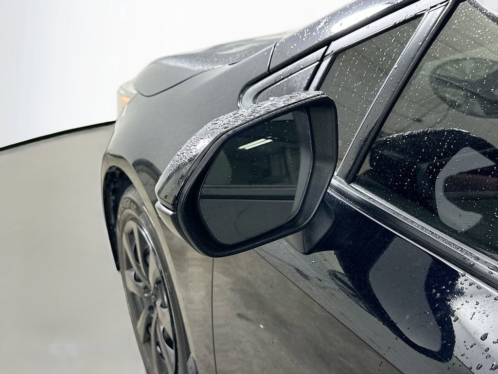 Used 2025 Toyota Corolla LE image 36