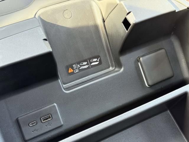 Certified 2024 GMC Sierra 3500 Denali Ultimate image 32