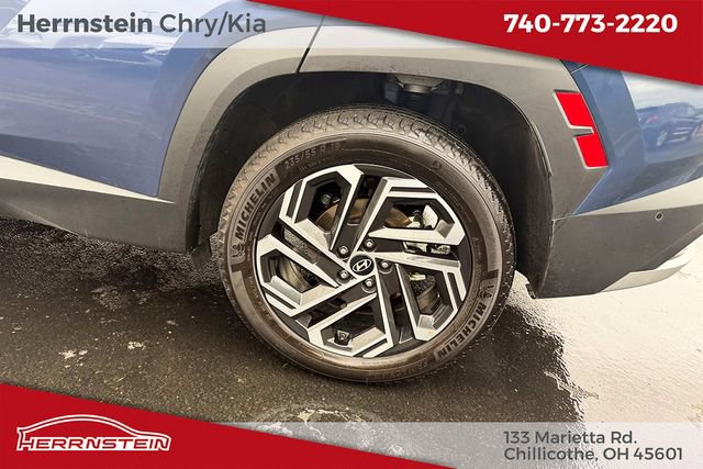 Used 2025 Hyundai Tucson Limited AWD/4WD image 24