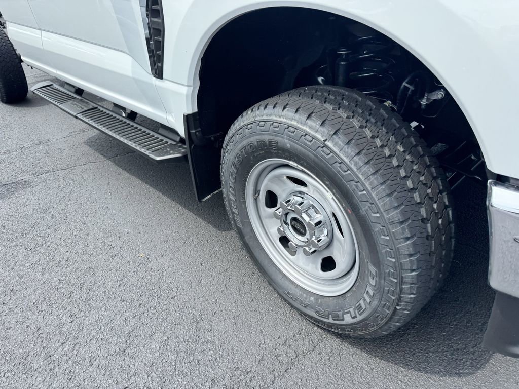 New 2025 Ford F350 XL w/ XL Chrome Package image 13