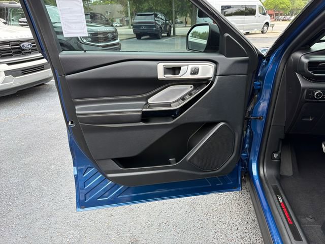 Used 2023 Ford Explorer ST w/ Equipment Group 401A AWD/4WD image 13