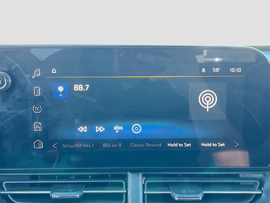 Used 2024 Chevrolet Trax ACTIV w/ Driver Confidence Package image 14