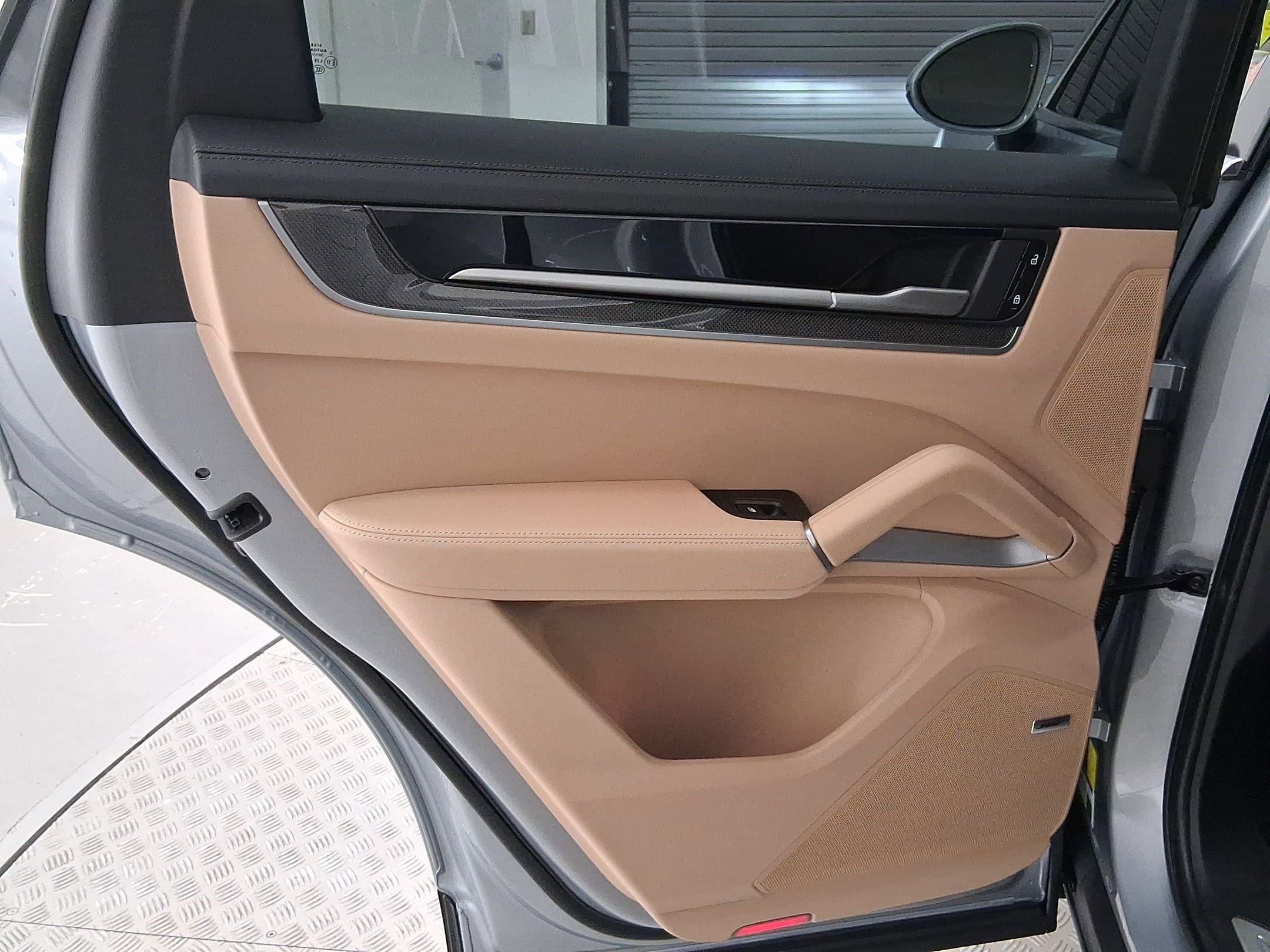 New 2026 Porsche Cayenne E-Hybrid image 28