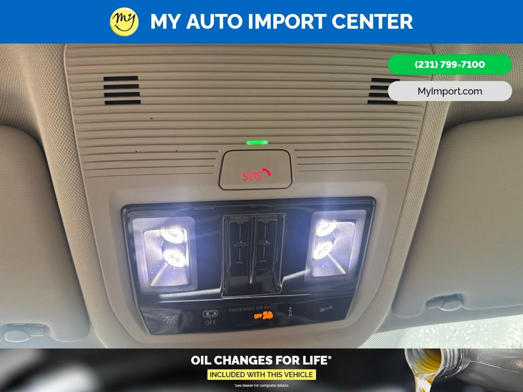 Used 2025 Volkswagen Atlas SEL AWD/4WD image 24