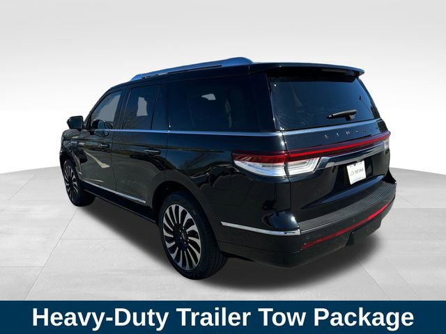 Used 2023 Lincoln Navigator Black Label image 3