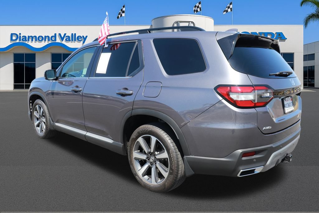 Used 2023 Honda Pilot Elite image 4